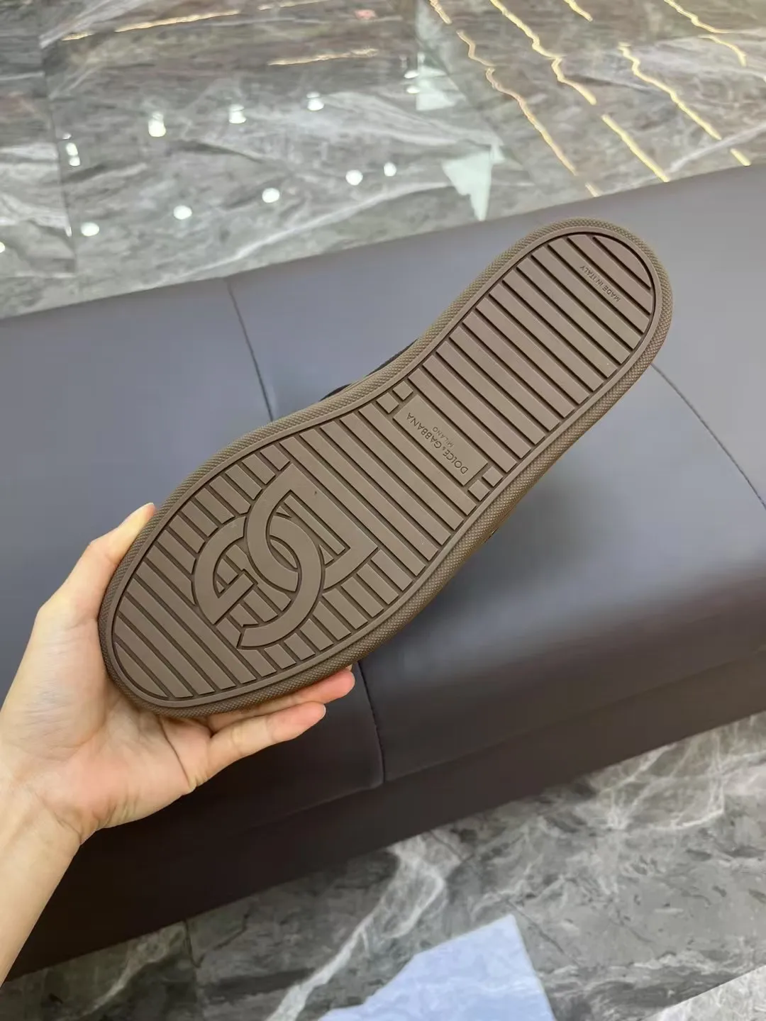 Men's Men's Shoes 💰400 [New Style] 🐝🐝DG men's calfskin sneakers Portofino Yacht shoes, simple and versatile design, unique saddle leather soles. The Dolce &G logo rear wing is the icing on the cake. Imported cowhide + rubber outsole Size: 39-44 (customized at 38.45)